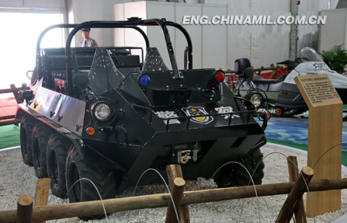 The 8x8 light-weight all-terrain vehicle (chinamil.com.cn/Qiao Tianfu)