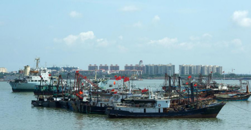 China Sends Fishing Fleet To Nansha Islands(2) - Headlines, Features ...