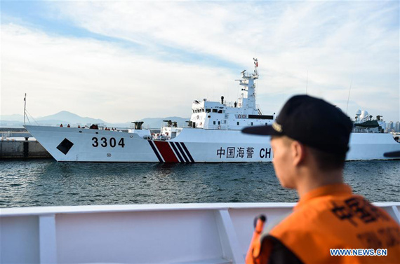 Police vessels leave Sanya, south China's Hainan Province, April 17, 2017. (Xinhua/Mao Siqian)