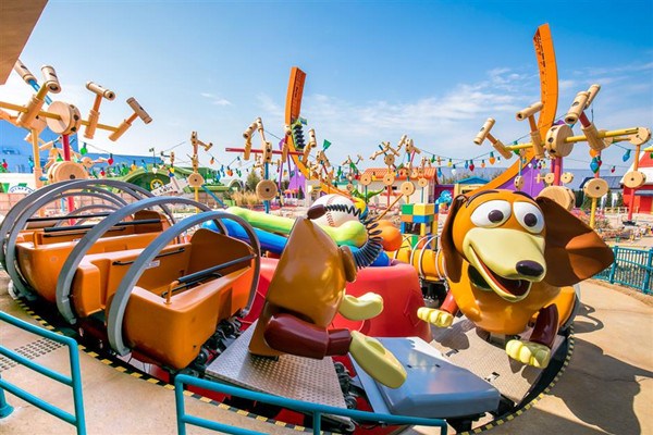 Get ready to play in Toy Story Land