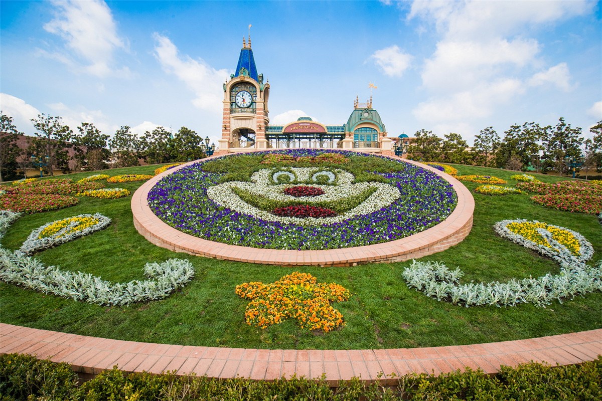 Shanghai Disneyland celebrates spring with brand new experiences