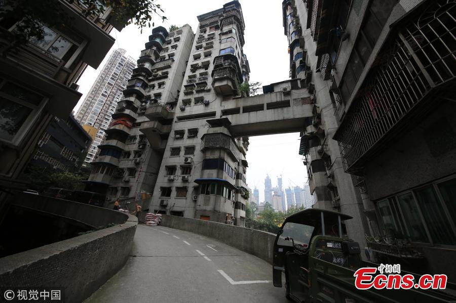 24-floor skyscrapers rise to fame for having no elevators 