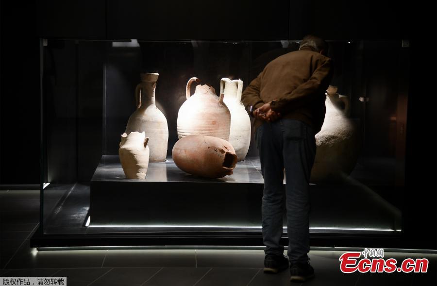 Artifacts display marks Rome’s new subway station 
