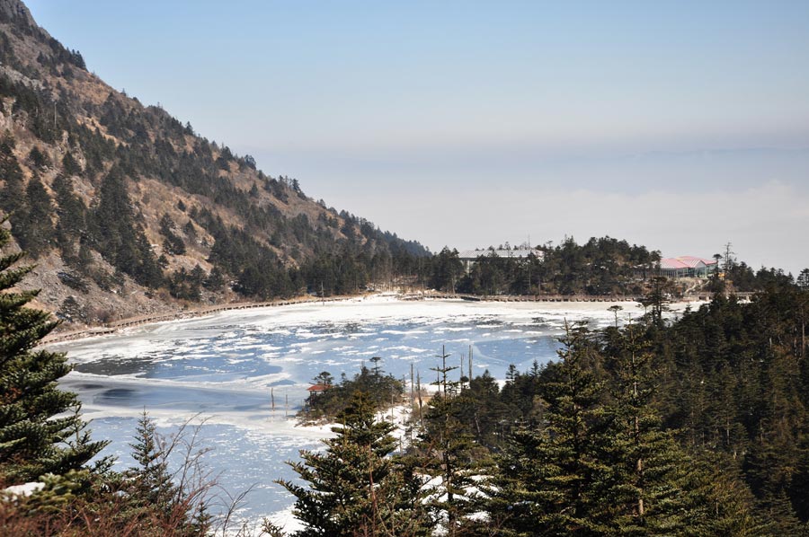 Photo shows the beautiful scenery in Luoji Mountain, Xichang City, China\'s Sichuan Province. (China.org.cn)