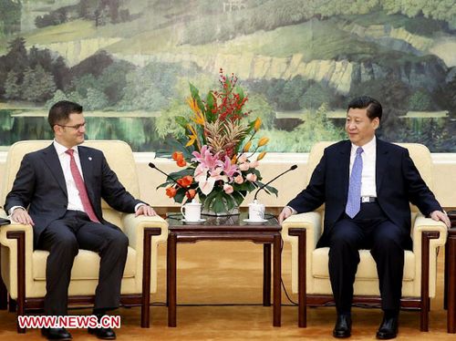 Xi Jinping (R), general secretary of the Communist Party of China (CPC) Central Committee, meets with Vuk Jeremic, president of the 67th Session of the UN General Assembly, in Beijing, capital of China, Dec. 27, 2012. (Xinhua/Ding Lin)